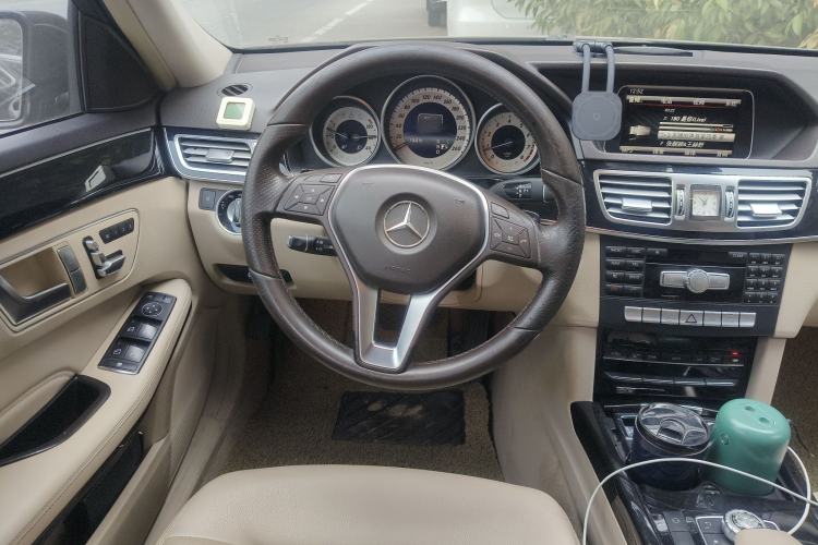Used Mercedes-Benz E-Class 2014 E 260 L Sport Edition Steering Wheel