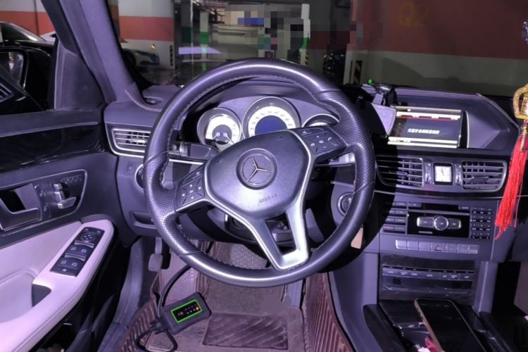 Used Mercedes-Benz E-Class 2014 Restyled E 260 L Sport Edition Steering Wheel