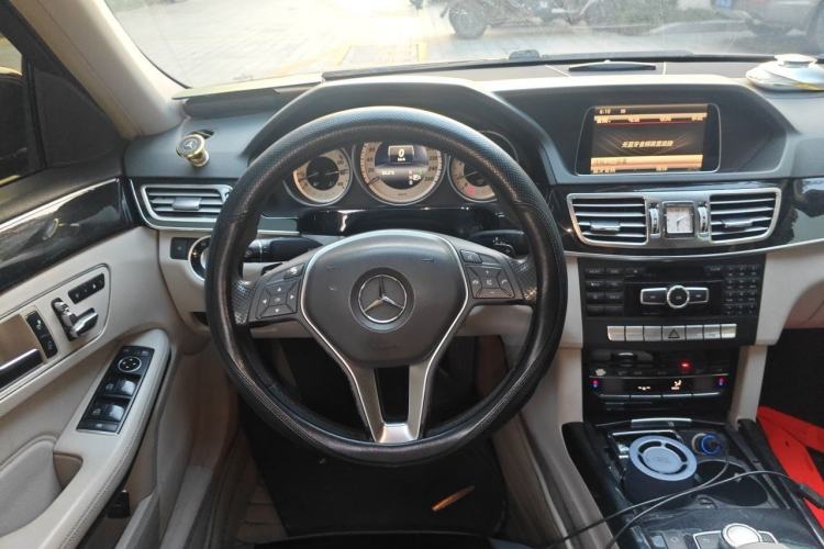 Used Mercedes-Benz E-Class 2014 E 260 L Sport Edition Steering Wheel