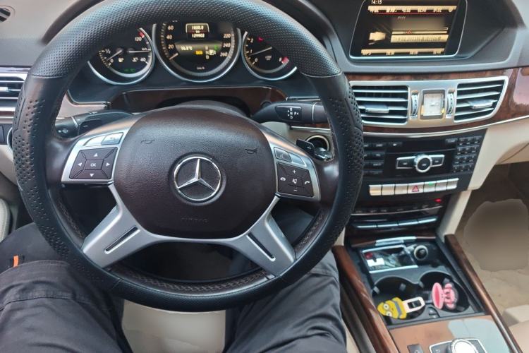 Used Mercedes-Benz E-Class 2014 E 260 L Steering Wheel