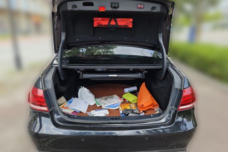 Used Mercedes-Benz E-Class 2014 Facelift E 300 L Trunk