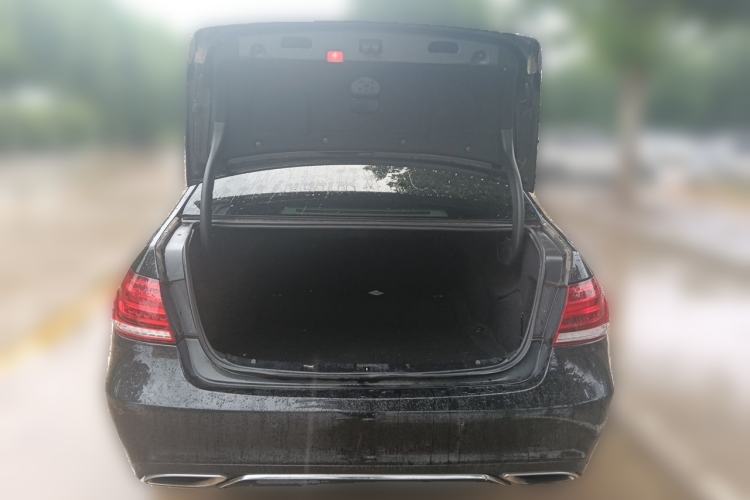 Used Mercedes-Benz E-Class 2014 Facelifted E 260 L Luxury Edition Trunk