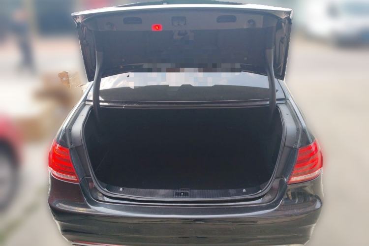 Used Mercedes-Benz E-Class 2014 Restyled E 300 L Sport Edition Trunk
