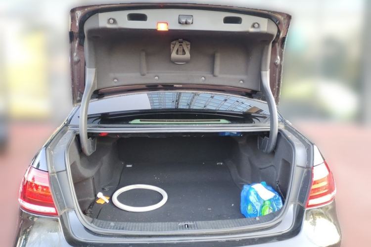 Used Mercedes-Benz E-Class 2014 E 260 L Luxury Model Trunk