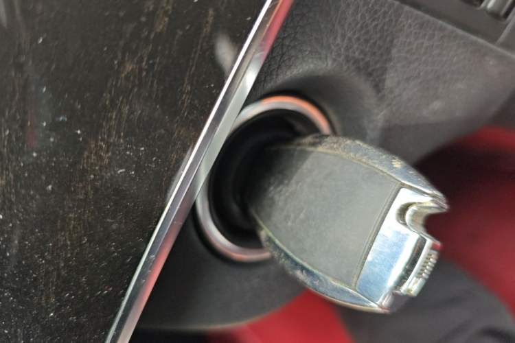 Used Mercedes-Benz E-Class 2014 Restyled E 300 L Sport Edition Vehicle Key