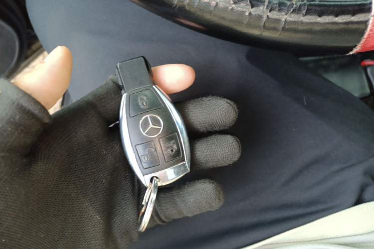 Used Mercedes-Benz E-Class 2014 E 260 L Sport Edition Vehicle Key