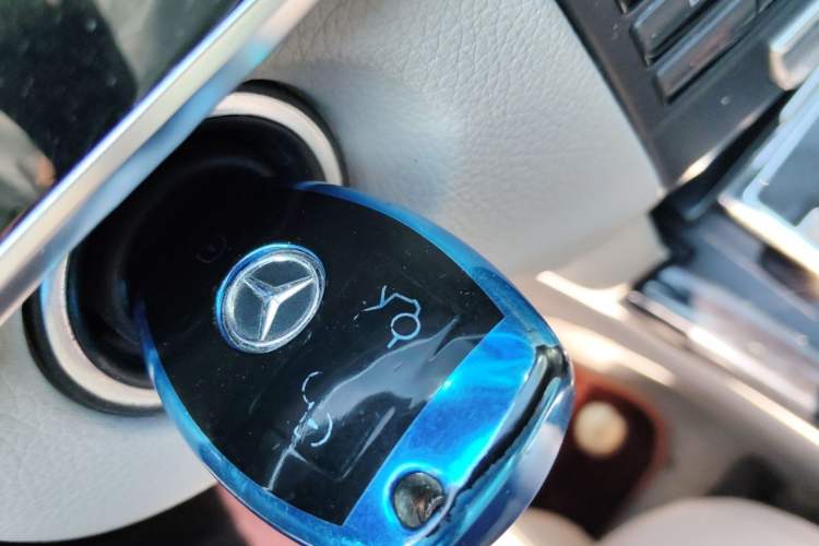 Used Mercedes-Benz E-Class 2014 E 260 L Sport Luxury Model Vehicle Key