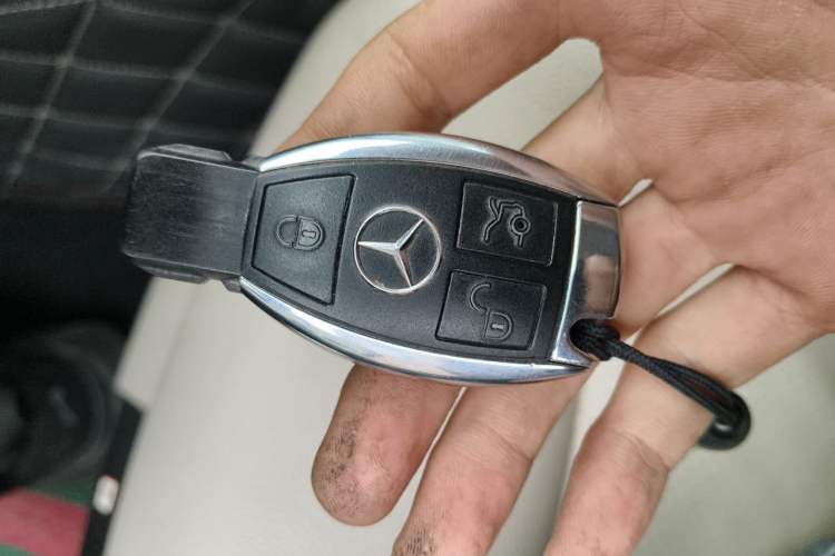 Used Mercedes-Benz E-Class 2014 E 260 L Sport Edition Vehicle Key