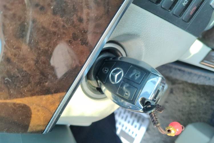 Used Mercedes-Benz E-Class 2014 E 260 L Luxury Model Vehicle Key