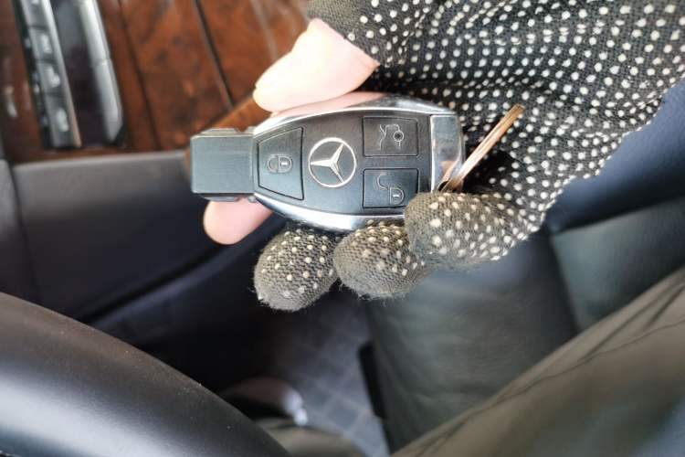 Used Mercedes-Benz E-Class 2014 E 260 L Luxury Model Vehicle Key