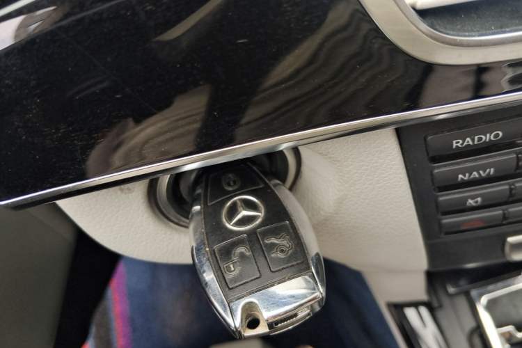 Used Mercedes-Benz E-Class 2014 E 260 L Sport Edition Vehicle Key