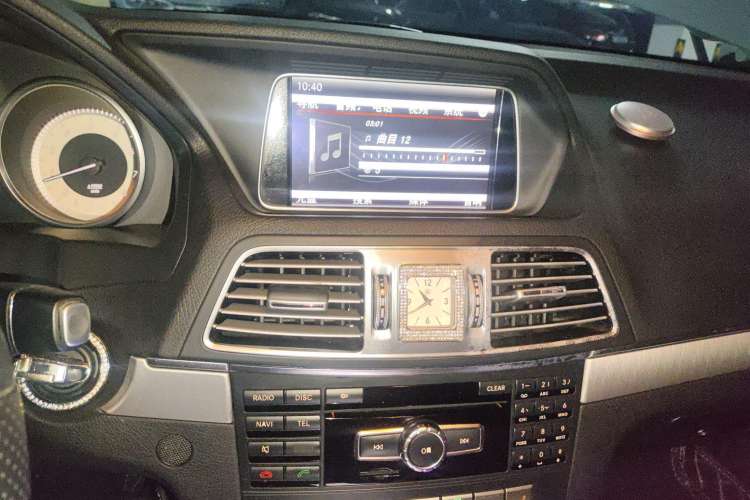 Used Mercedes-Benz E-Class 2014 E 260 Convertible Coupe Audio And AC Panel