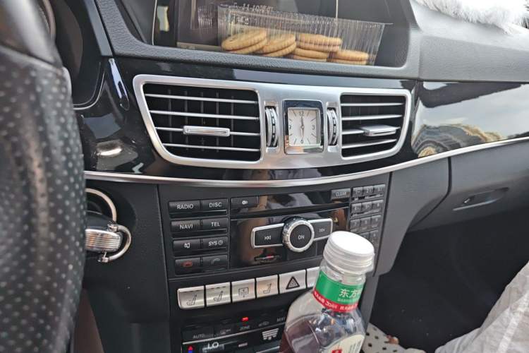 Used Mercedes-Benz E-Class 2014 E 300 L Sport Luxury Edition Audio And AC Panel