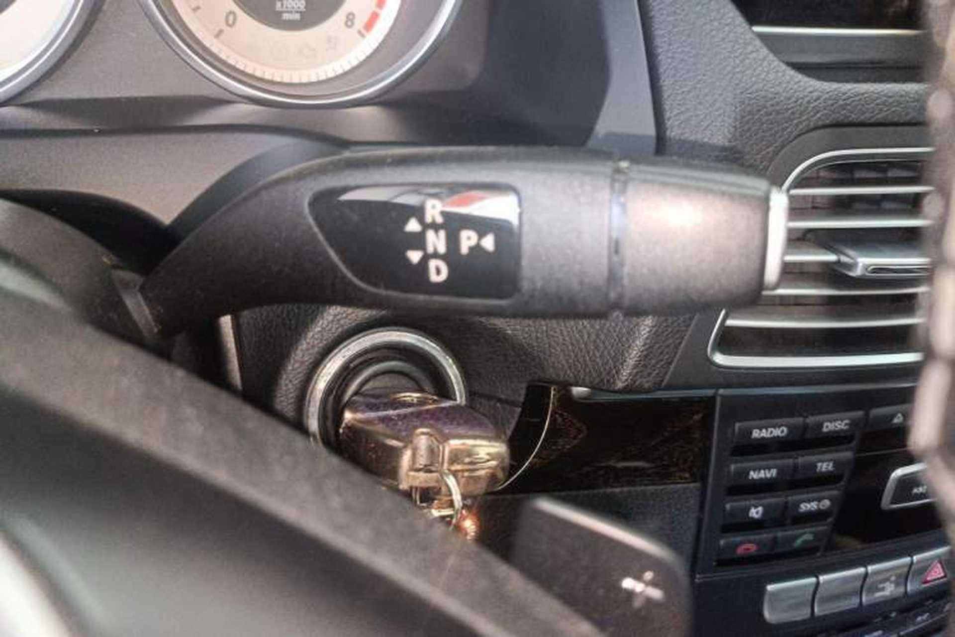 Used Mercedes-Benz E-Class 2014 E 200 Coupe Gear Lever