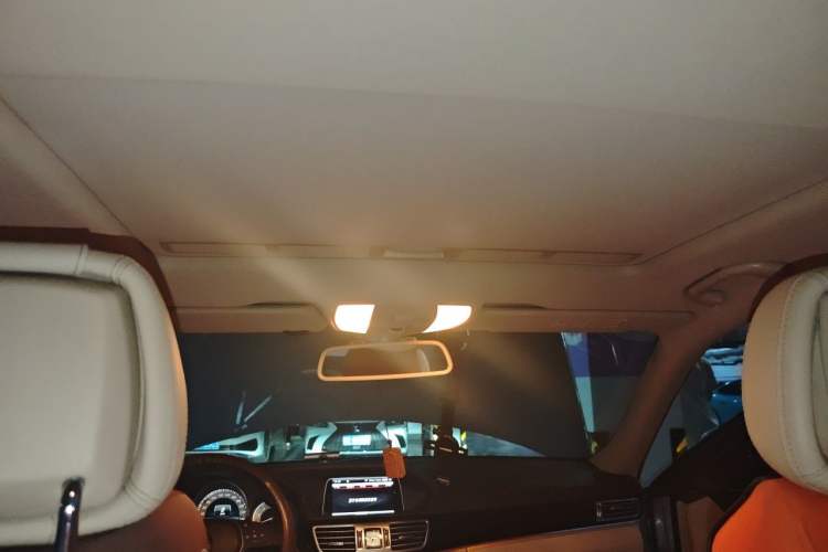 Used Mercedes-Benz E-Class 2014 Restyled E 260 L Sport Edition Headliner