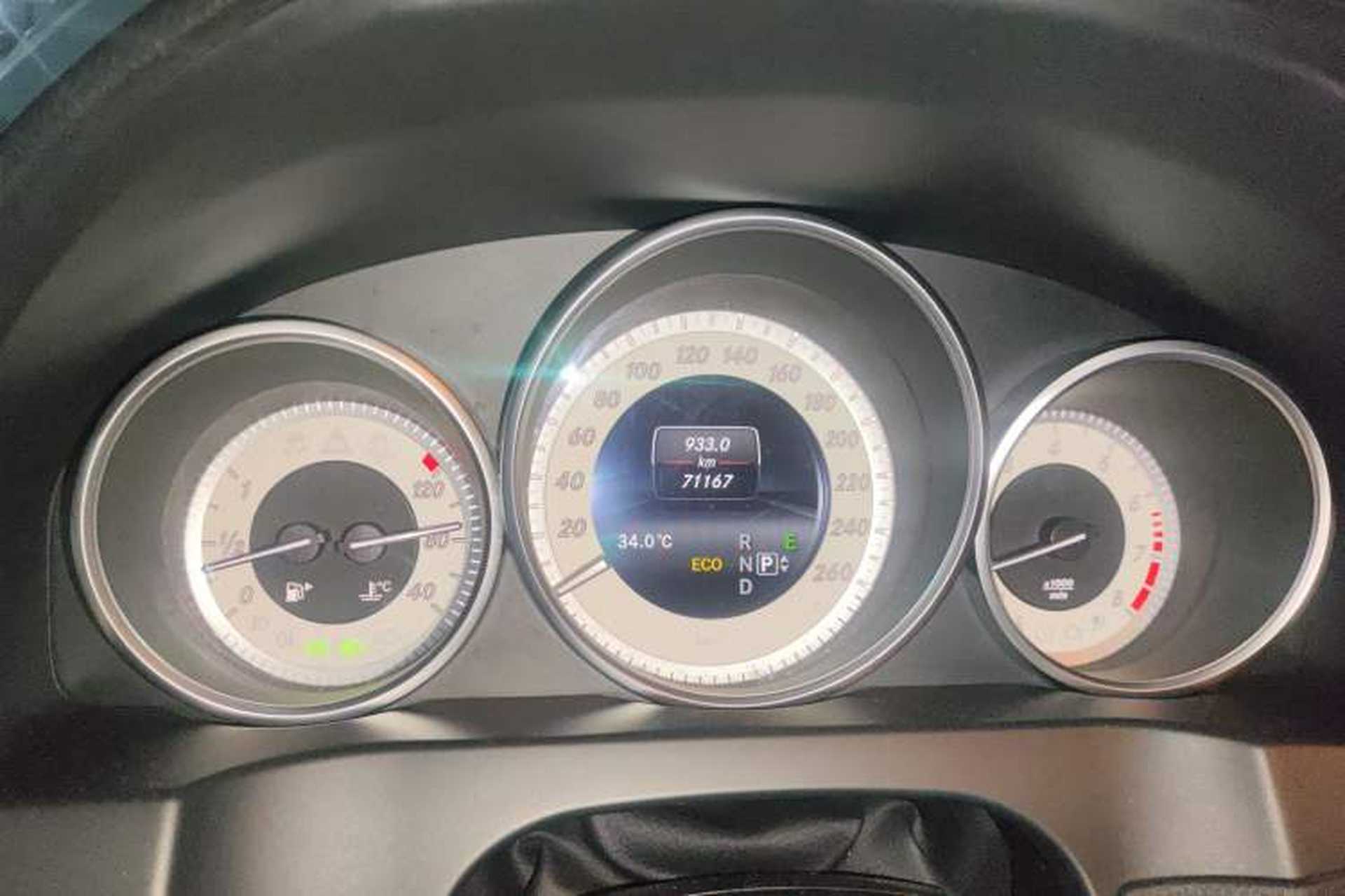 Used Mercedes-Benz E-Class 2014 E 260 Convertible Coupe Odometer Close Up