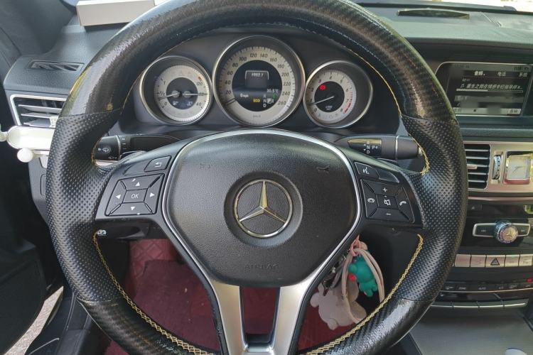 Used Mercedes-Benz E-Class 2014 E 200 Coupe Steering Wheel