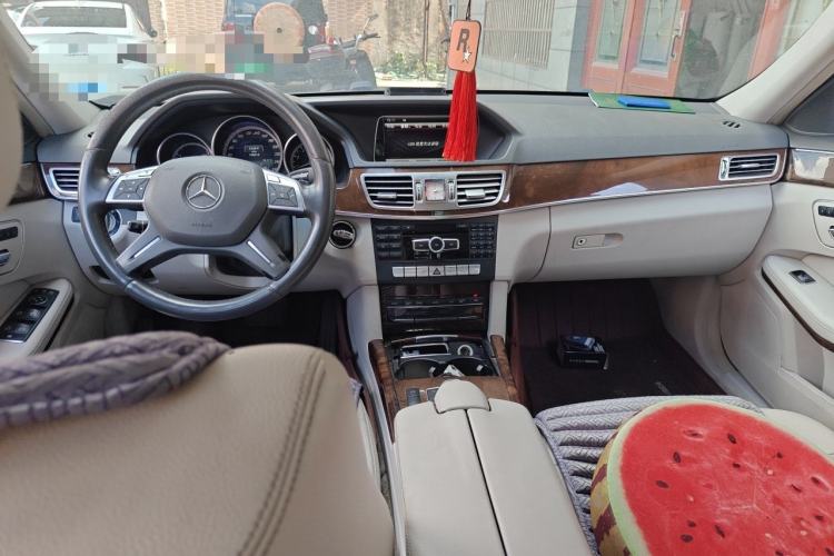 Used Mercedes-Benz E-Class 2014 E 260 L Sport Luxury Model Center Console