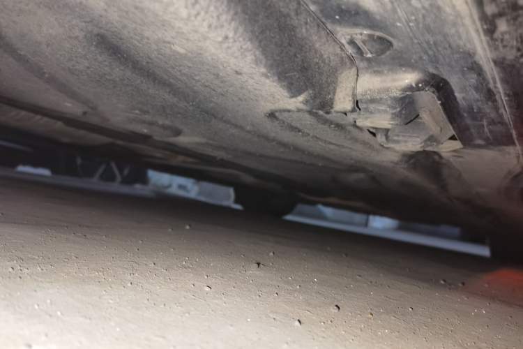Used Mercedes-Benz E-Class 2014 E 260 L Sport Luxury Model Chassis Rear Right