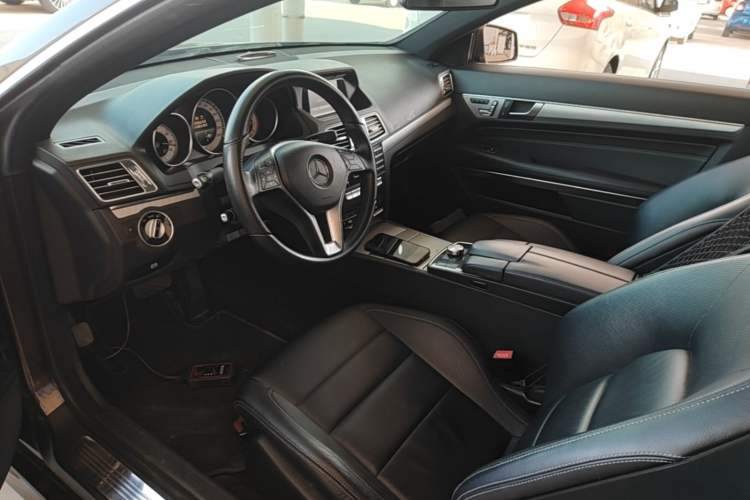 Used Mercedes-Benz E-Class 2014 E 200 Coupe Driver Seat