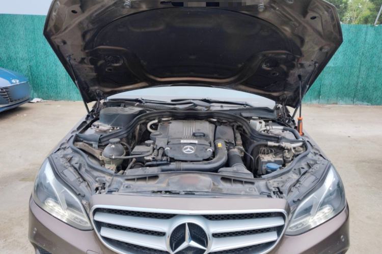 Used Mercedes-Benz E-Class 2014 Restyled E 260 L Sport Edition Engine Bay