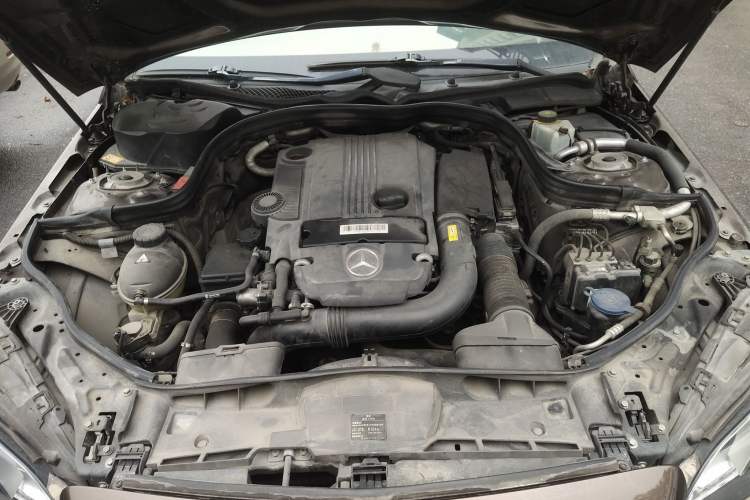 Used Mercedes-Benz E-Class 2014 Restyled E 260 L Sport Edition Engine Bay