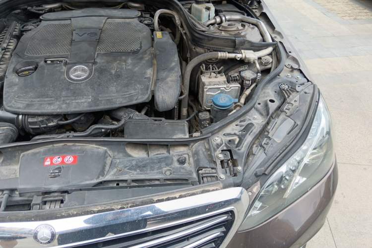 Used Mercedes-Benz E-Class 2014 E 400 L Hybrid Engine Bay Left