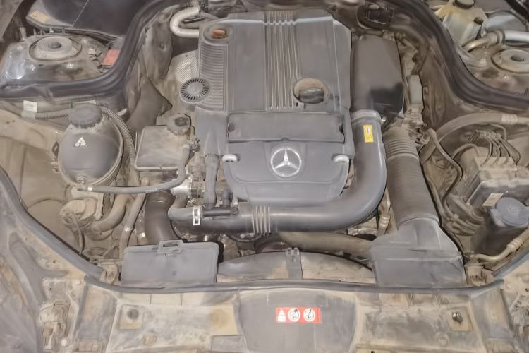 Used Mercedes-Benz E-Class 2014 E 260 L Sport Luxury Model Engine Bay