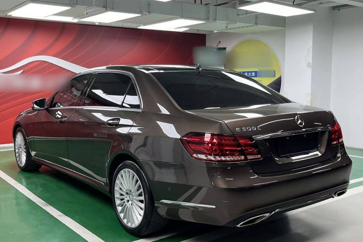 Used Mercedes-Benz E-Class 2014 E 300 L Exterior 3