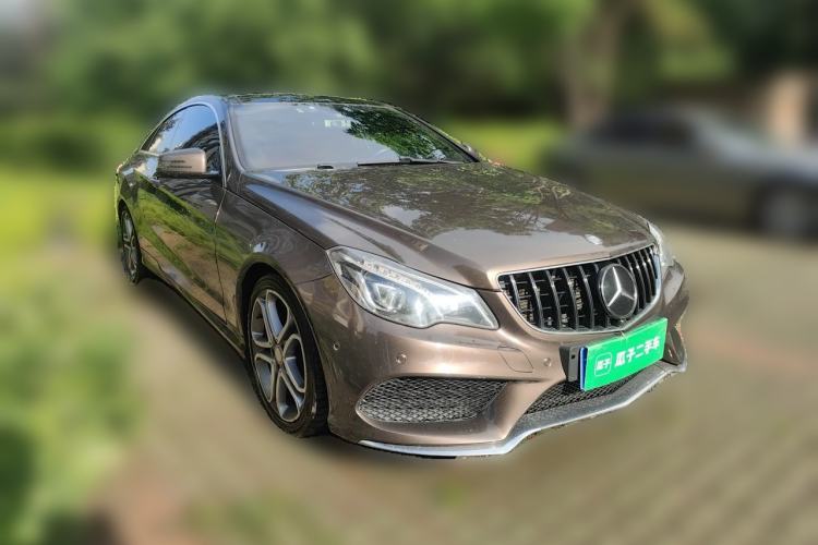 Used Mercedes-Benz E-Class 2014 E 260 Coupe Front Right 45 Deg