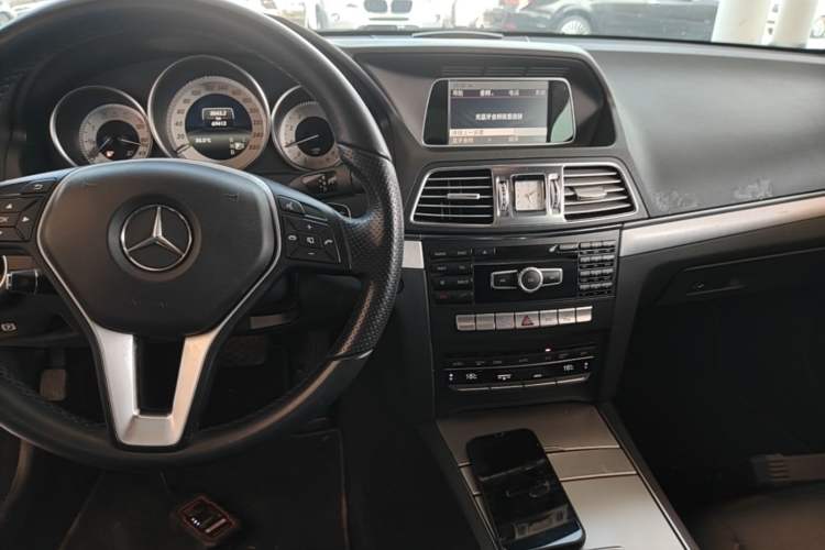 Used Mercedes-Benz E-Class 2014 E 200 Coupe Gear Lever
