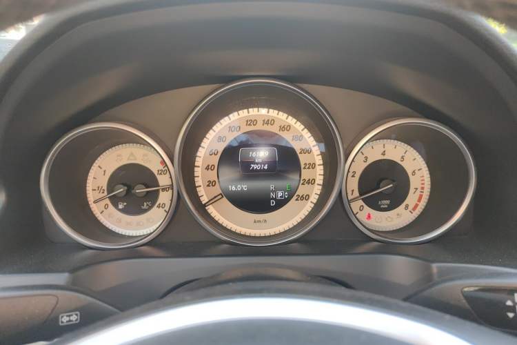 Used Mercedes-Benz E-Class 2014 E 260 Coupe Instrument Cluster