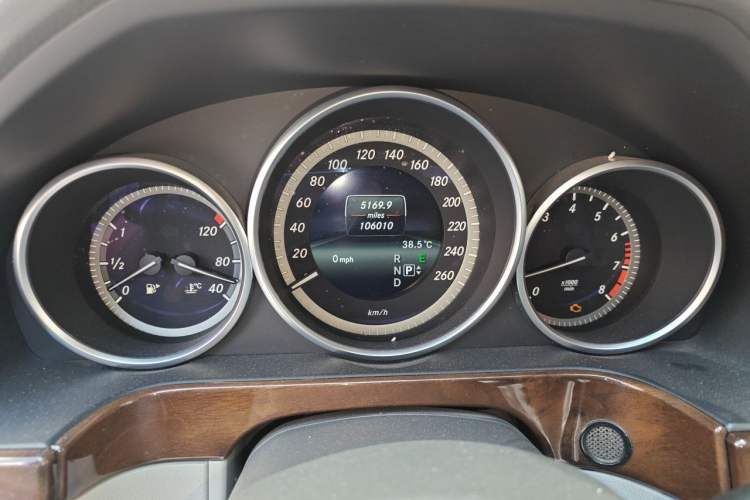 Used Mercedes-Benz E-Class 2014 E 260 L Sport Luxury Model Instrument Cluster