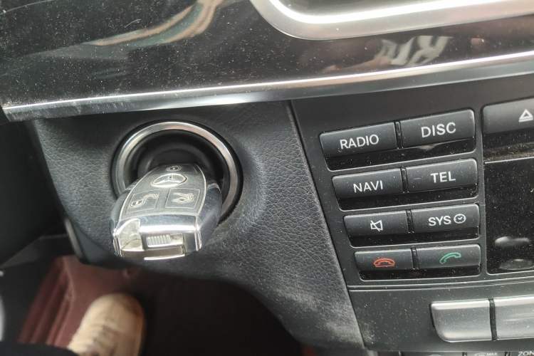 Used Mercedes-Benz E-Class 2014 Restyled E 260 L Sport Edition Interior 1