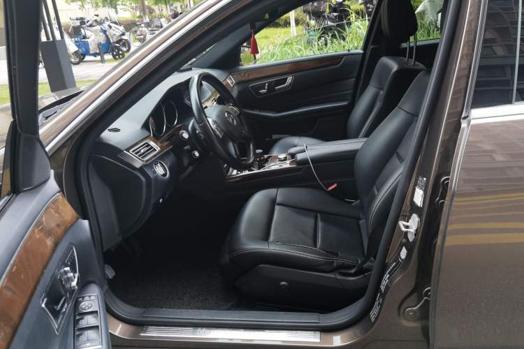 Used Mercedes-Benz E-Class 2014 E 260 L Left Front Seat