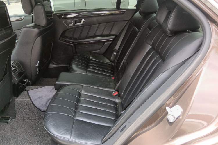 Used Mercedes-Benz E-Class 2014 E 400 L Hybrid Left Rear Seat