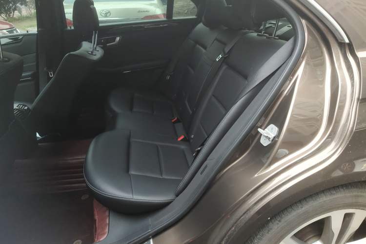 Used Mercedes-Benz E-Class 2014 Restyled E 260 L Sport Edition Left Rear Seat
