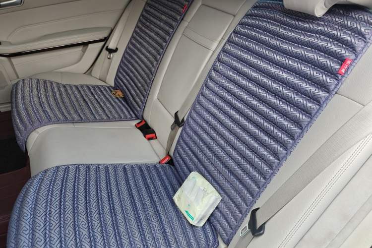 Used Mercedes-Benz E-Class 2014 E 260 L Sport Luxury Model Left Rear Seat