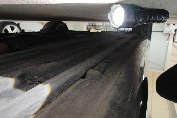 Used Mercedes-Benz E-Class 2014 E 200 Coupe Right Side Sill