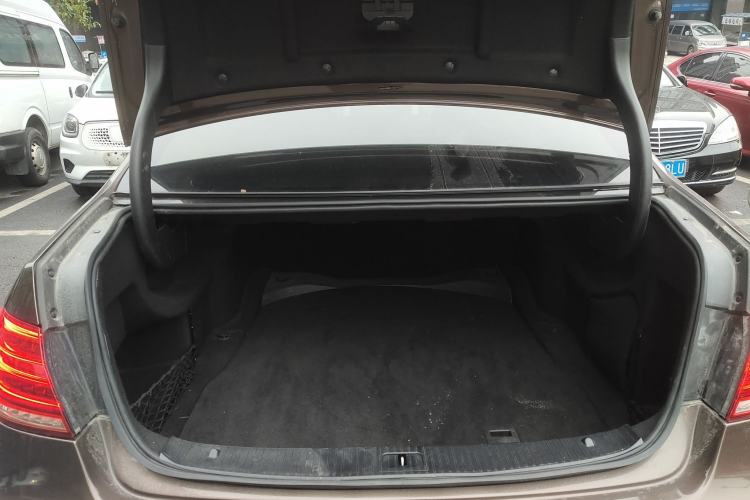 Used Mercedes-Benz E-Class 2014 Restyled E 260 L Sport Edition Trunk