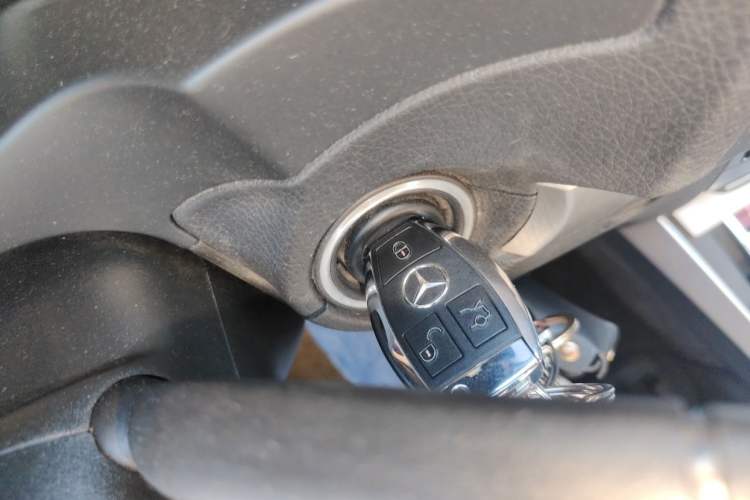 Used Mercedes-Benz E-Class 2014 E 260 Coupe Vehicle Key