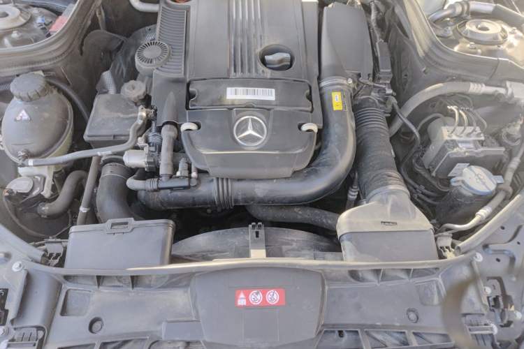 Used Mercedes-Benz E-Class 2014 E 260 L Sport Edition Engine Bay