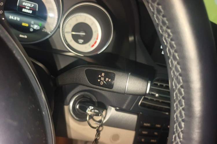 Used Mercedes-Benz E-Class 2014 E 260 Coupe Gear Lever
