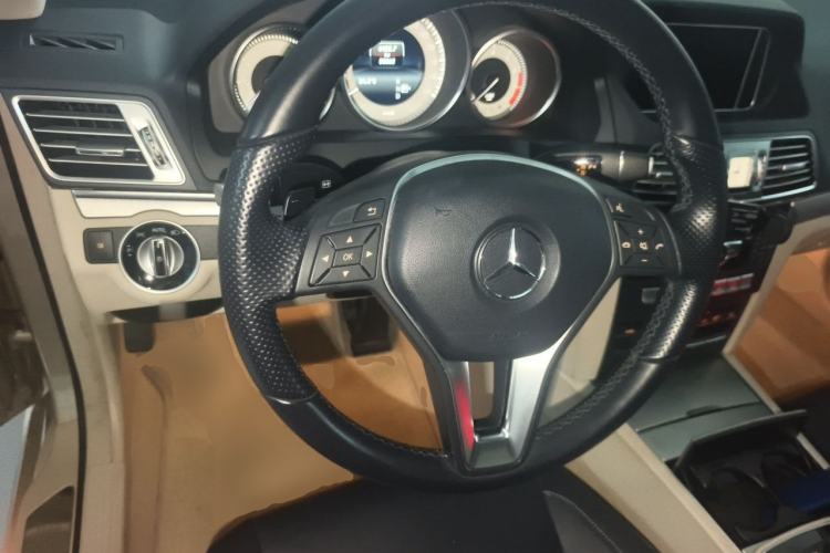 Used Mercedes-Benz E-Class 2014 E 260 Coupe Steering Wheel