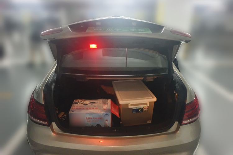 Used Mercedes-Benz E-Class 2014 E 260 Coupe Trunk