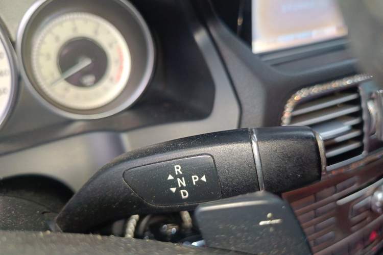 Used Mercedes-Benz E-Class 2014 E 200 Coupe Gear Lever