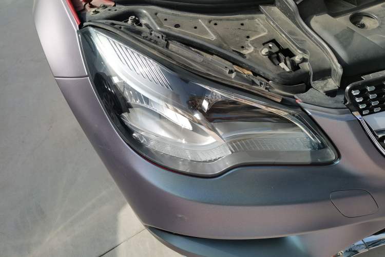 Used Mercedes-Benz E-Class 2014 E 200 Coupe Right Front Headlight