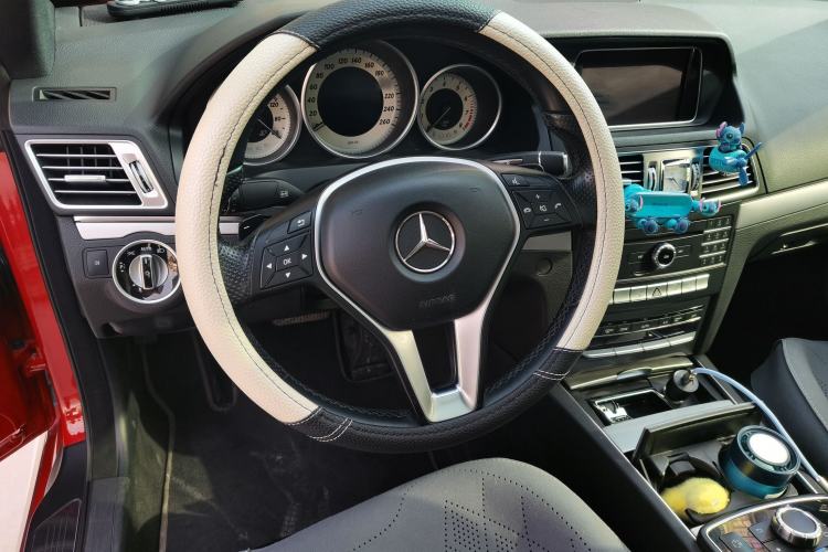 Used Mercedes-Benz E-Class 2014 E 200 Coupe Steering Wheel