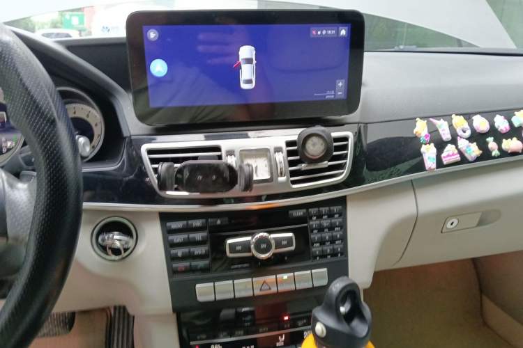 Used Mercedes-Benz E-Class 2014 E 260 L Sport Edition Audio And AC Panel