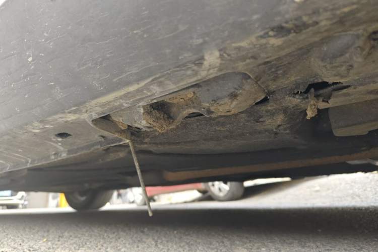 Used Mercedes-Benz E-Class 2014 E 260 L Sport Edition Chassis Front Right
